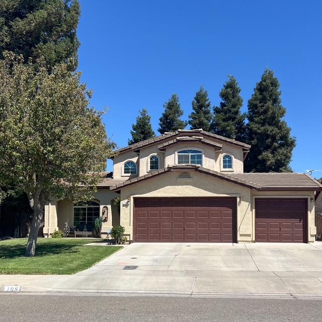 105 Cedar Ct, Chowchilla, CA 93610