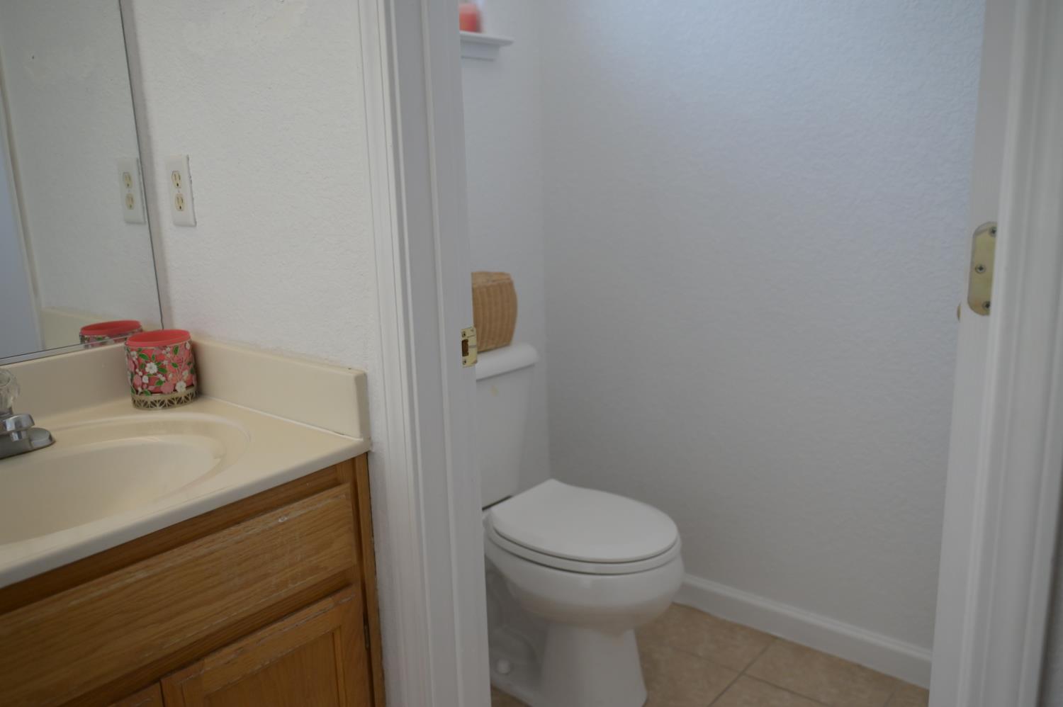 105 Cedar Ct, Chowchilla, CA 93610