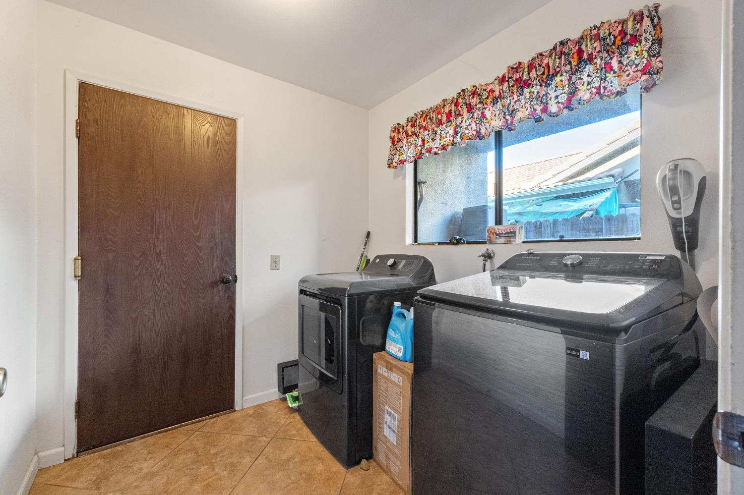 27376 San Bruno Ave, Madera, CA 93637