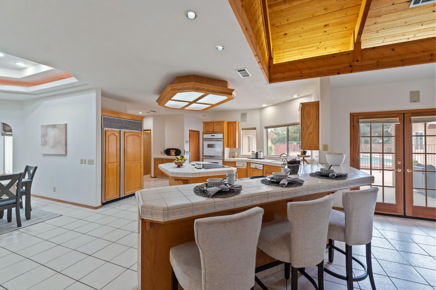 7357 E Dennett Ave, Fresno, CA 93737