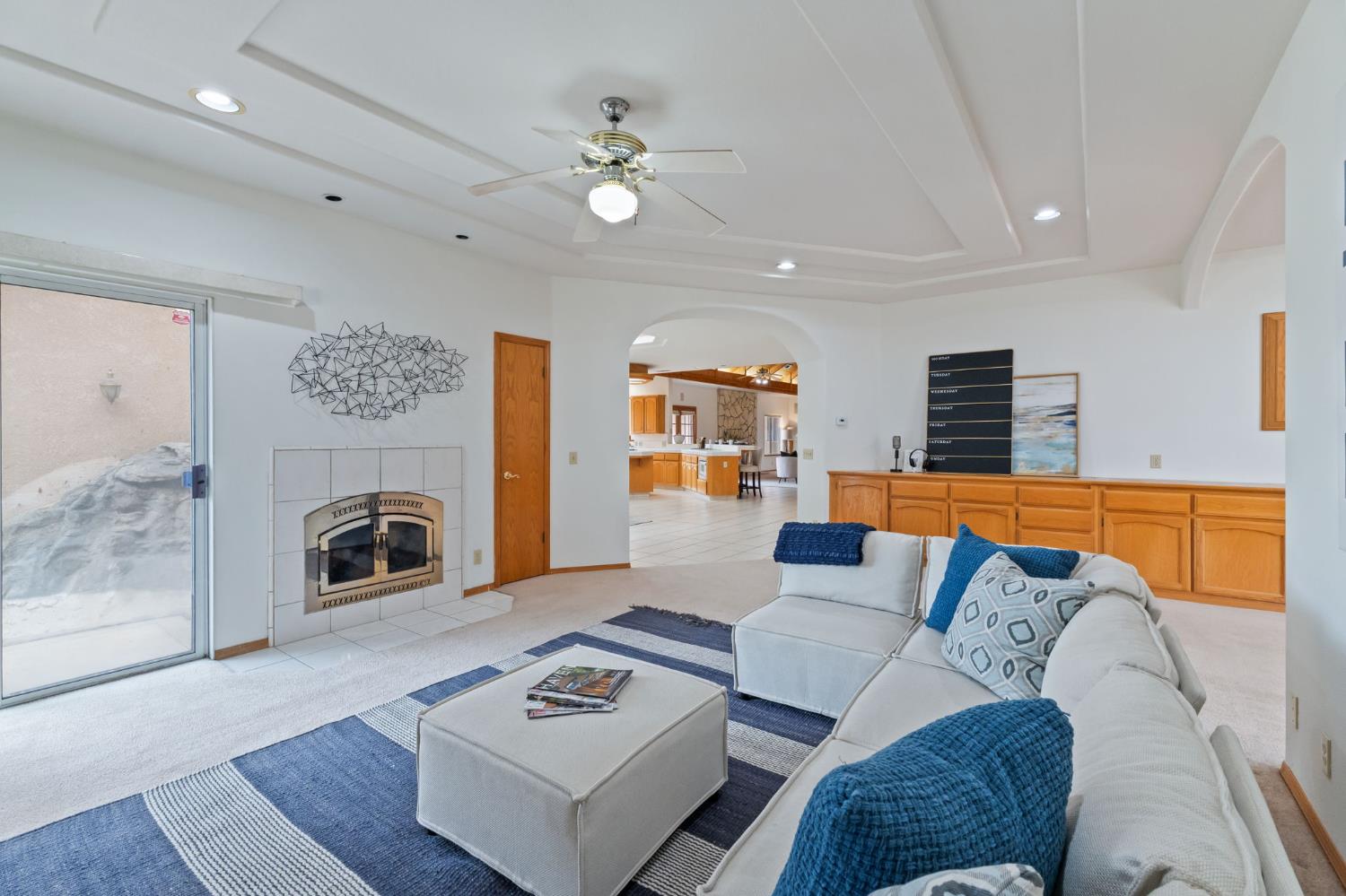 7357 E Dennett Ave, Fresno, CA 93737