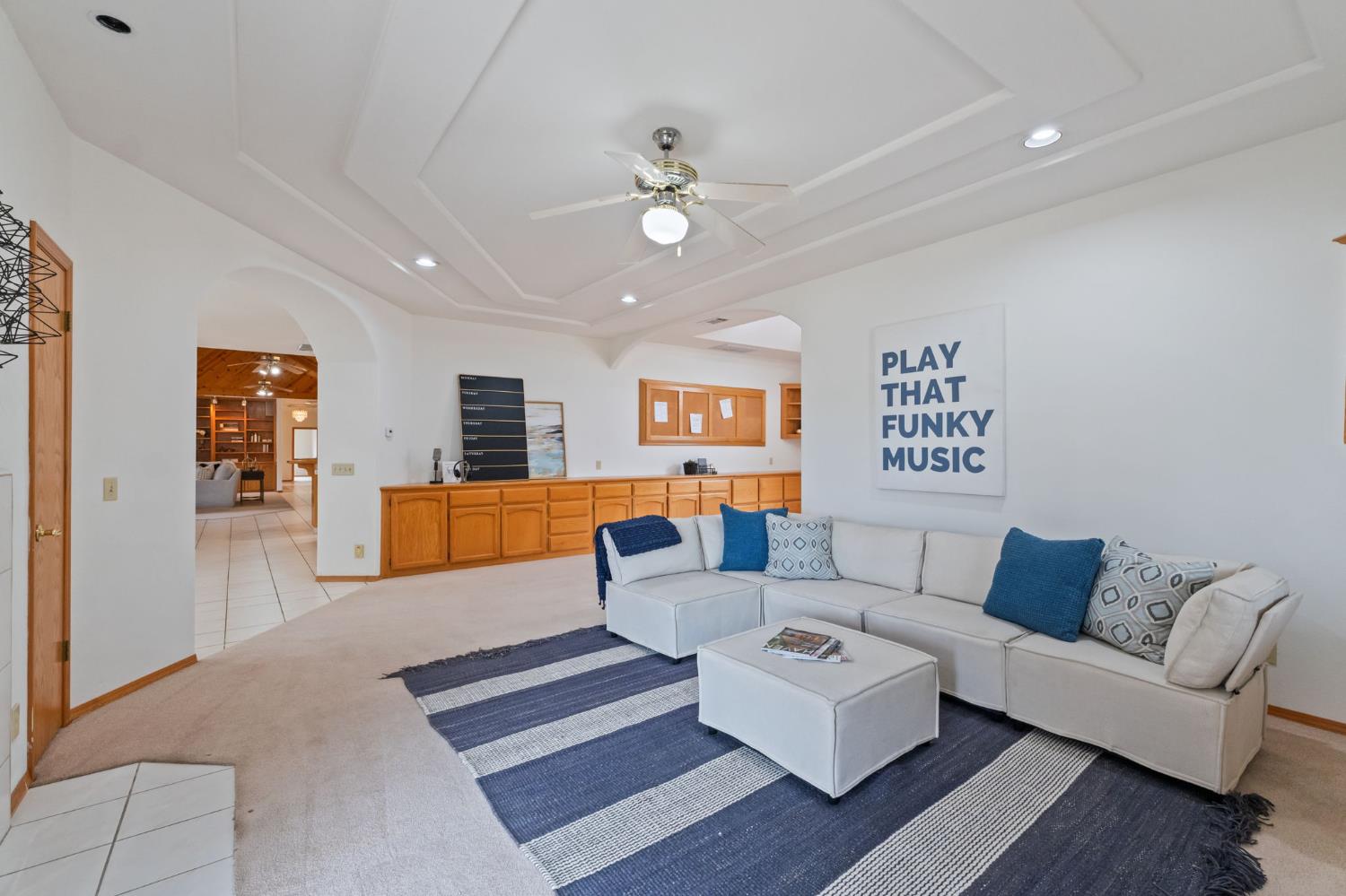 7357 E Dennett Ave, Fresno, CA 93737