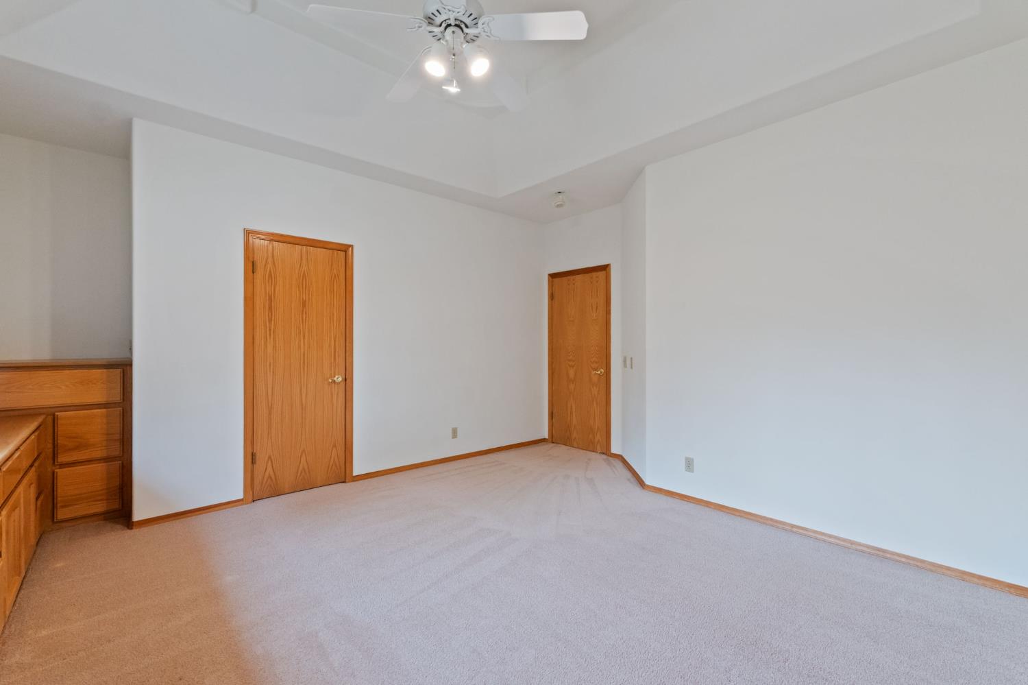 7357 E Dennett Ave, Fresno, CA 93737