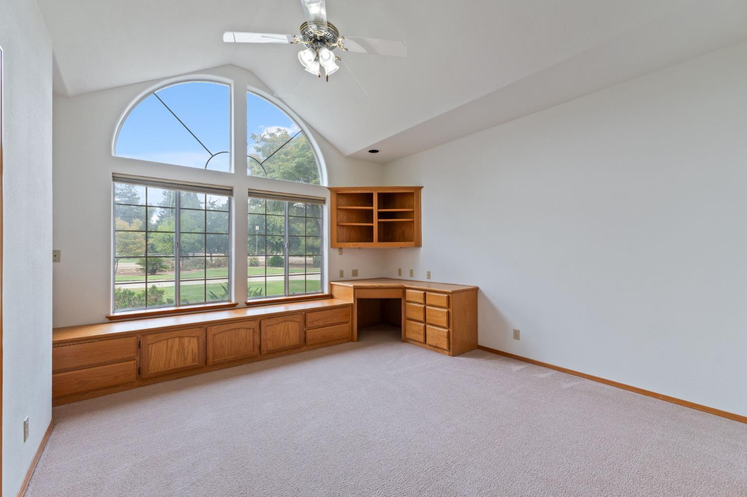 7357 E Dennett Ave, Fresno, CA 93737