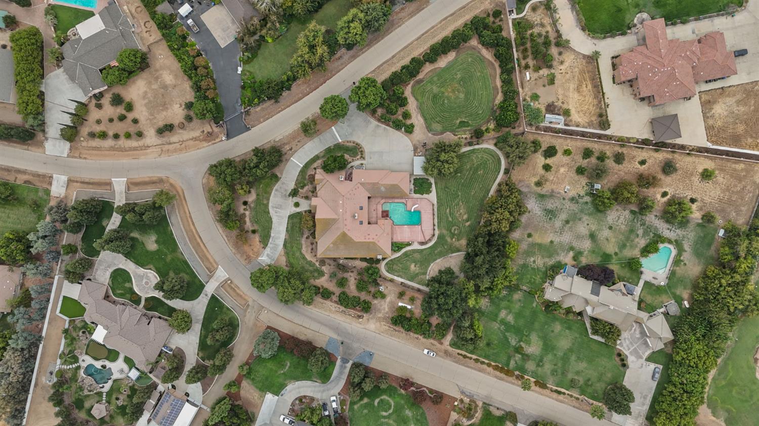 7357 E Dennett Ave, Fresno, CA 93737