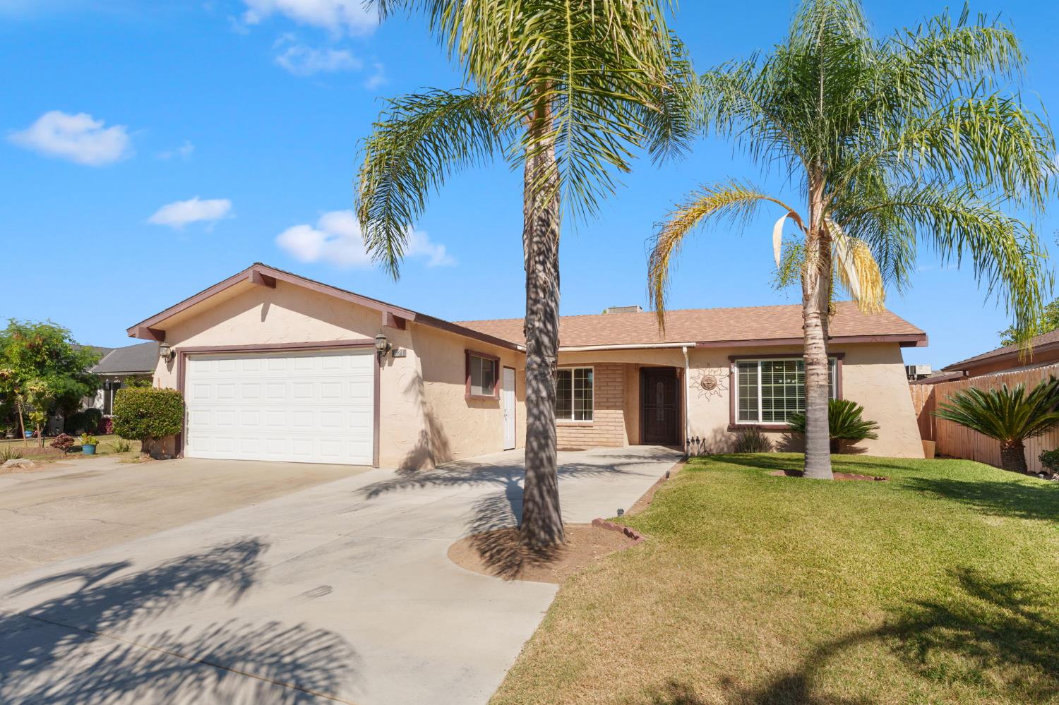 821 James Way