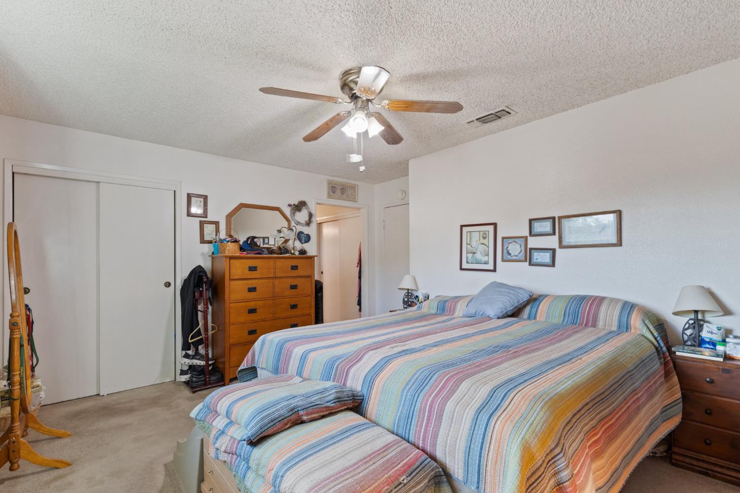 2724 Monocott Dr, Madera, CA 93637