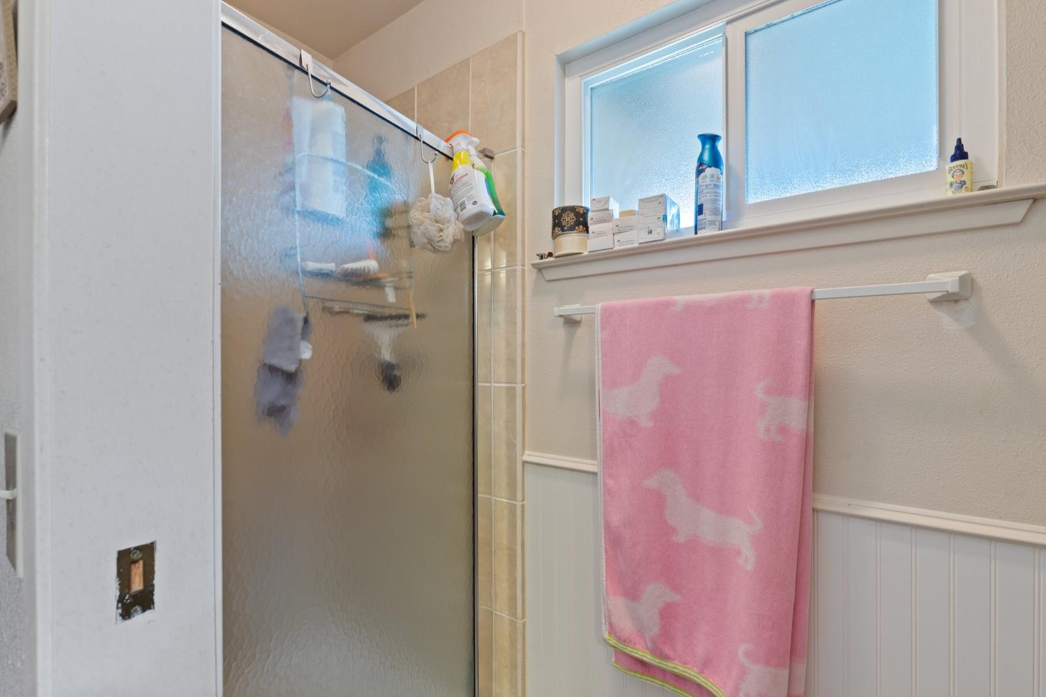 2724 Monocott Dr, Madera, CA 93637