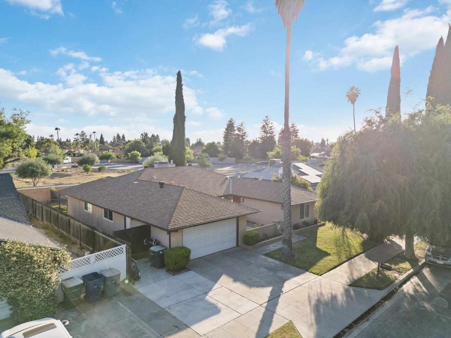 2724 Monocott Dr, Madera, CA 93637