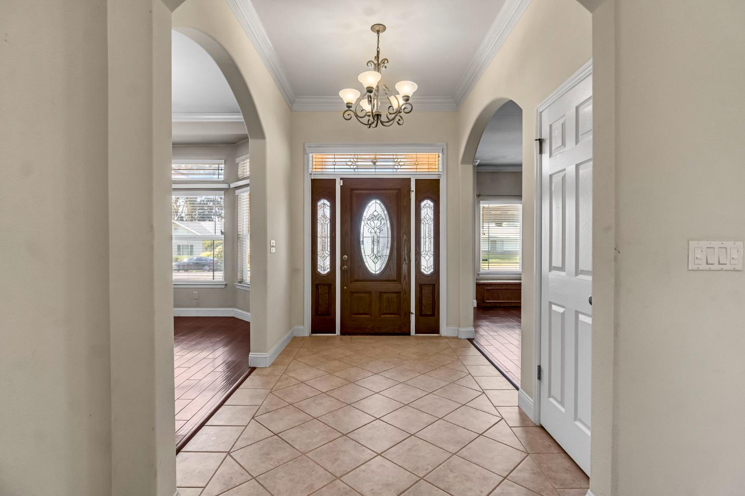 26041 Wayside Dr, Madera, CA 93638