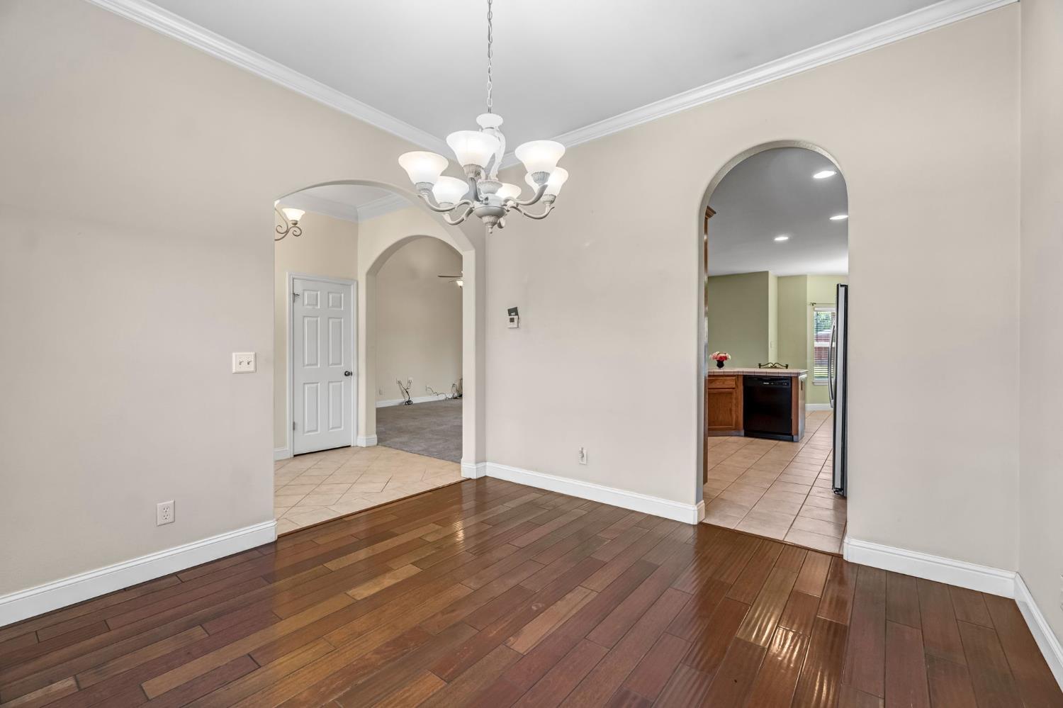 26041 Wayside Dr, Madera, CA 93638