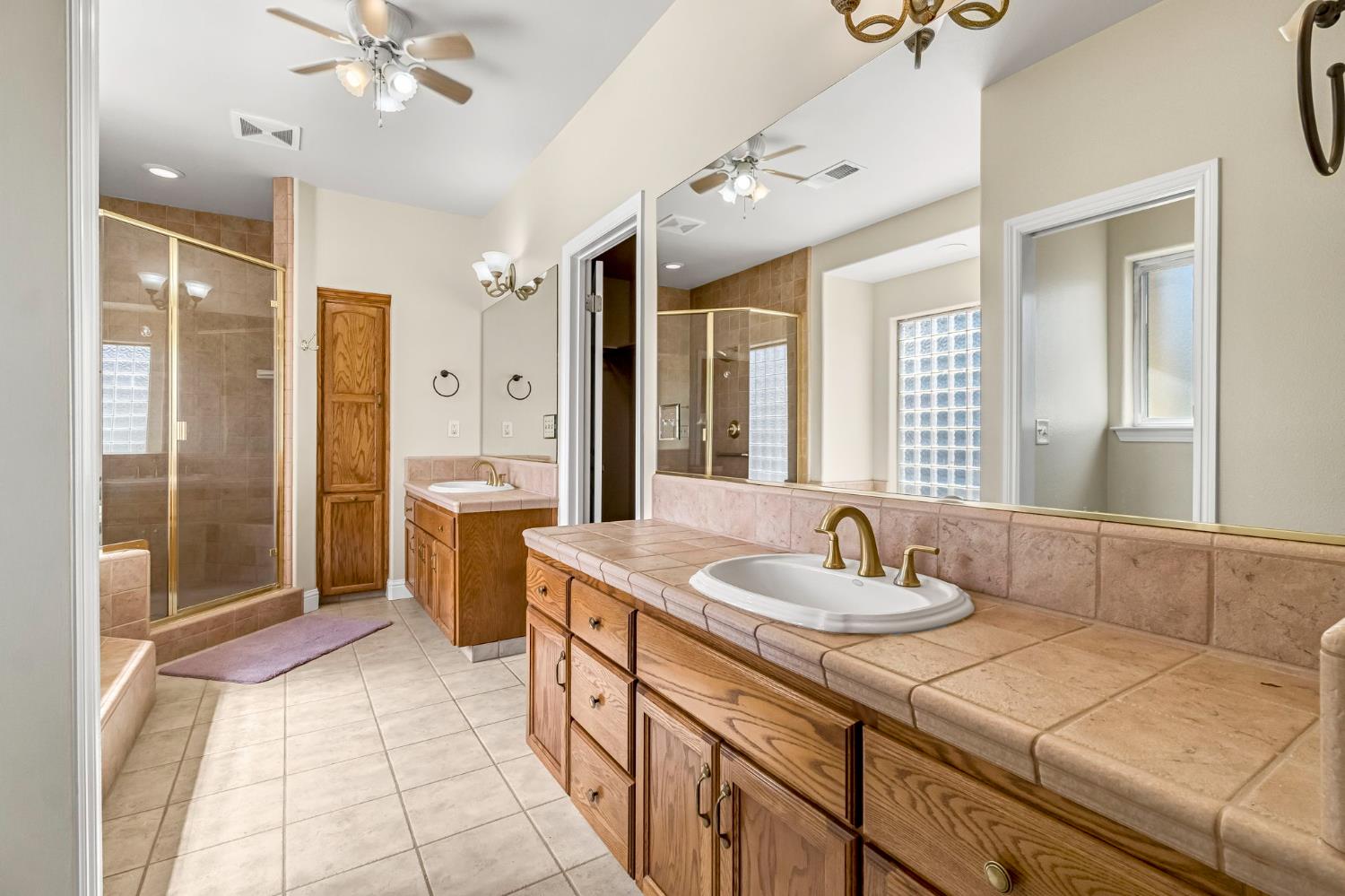 26041 Wayside Dr, Madera, CA 93638