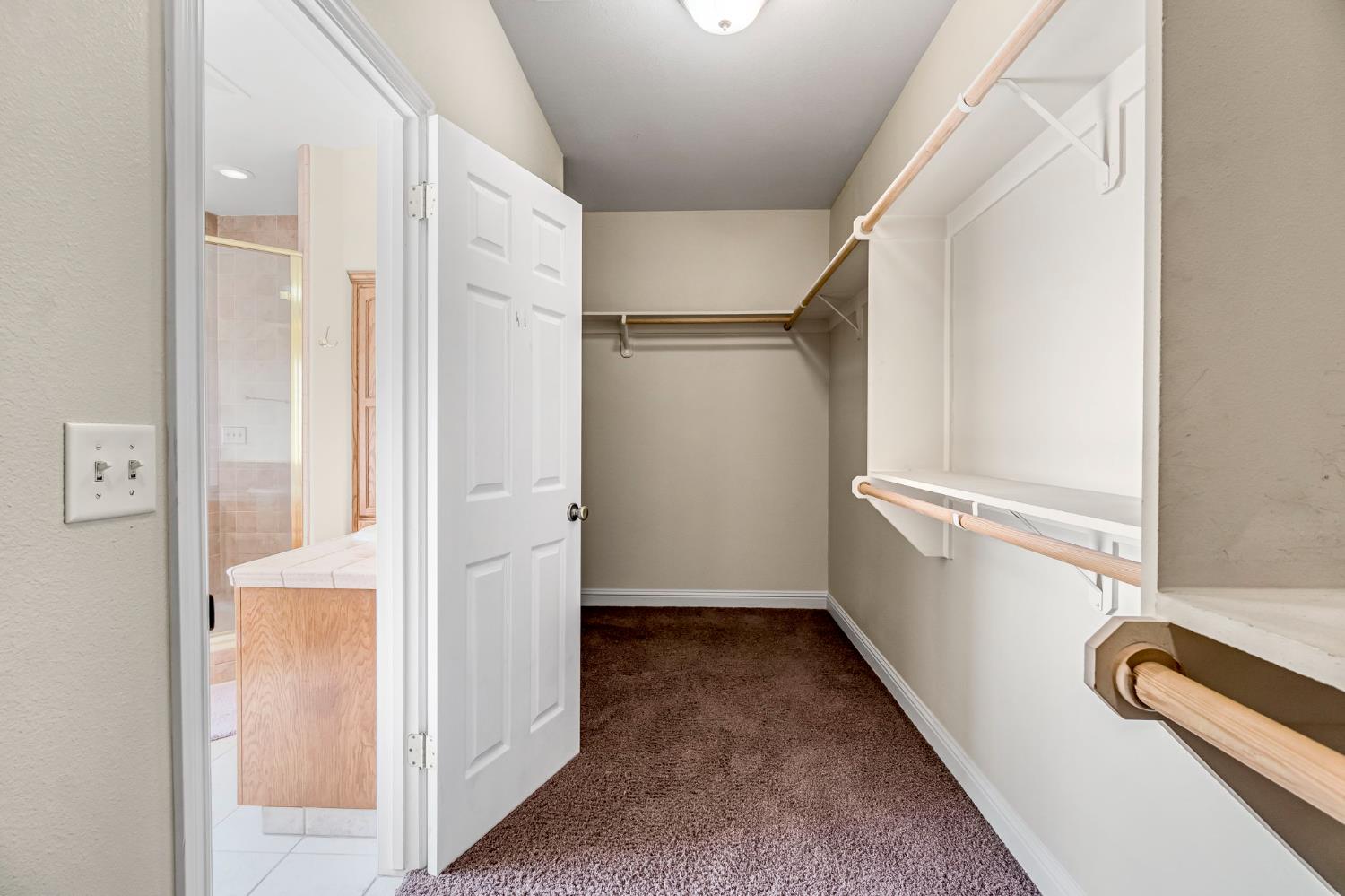 26041 Wayside Dr, Madera, CA 93638