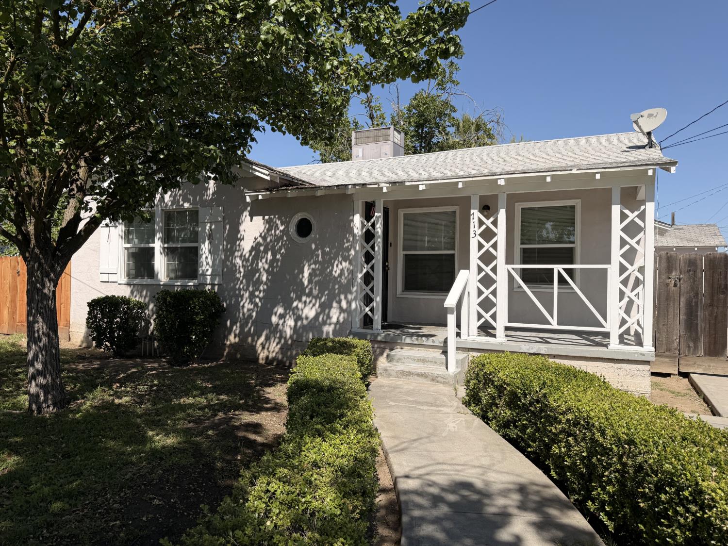 713 W 4Th St