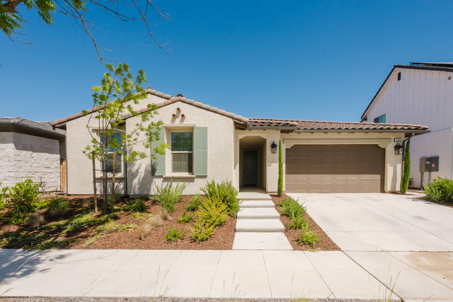 4285 Monarch Place