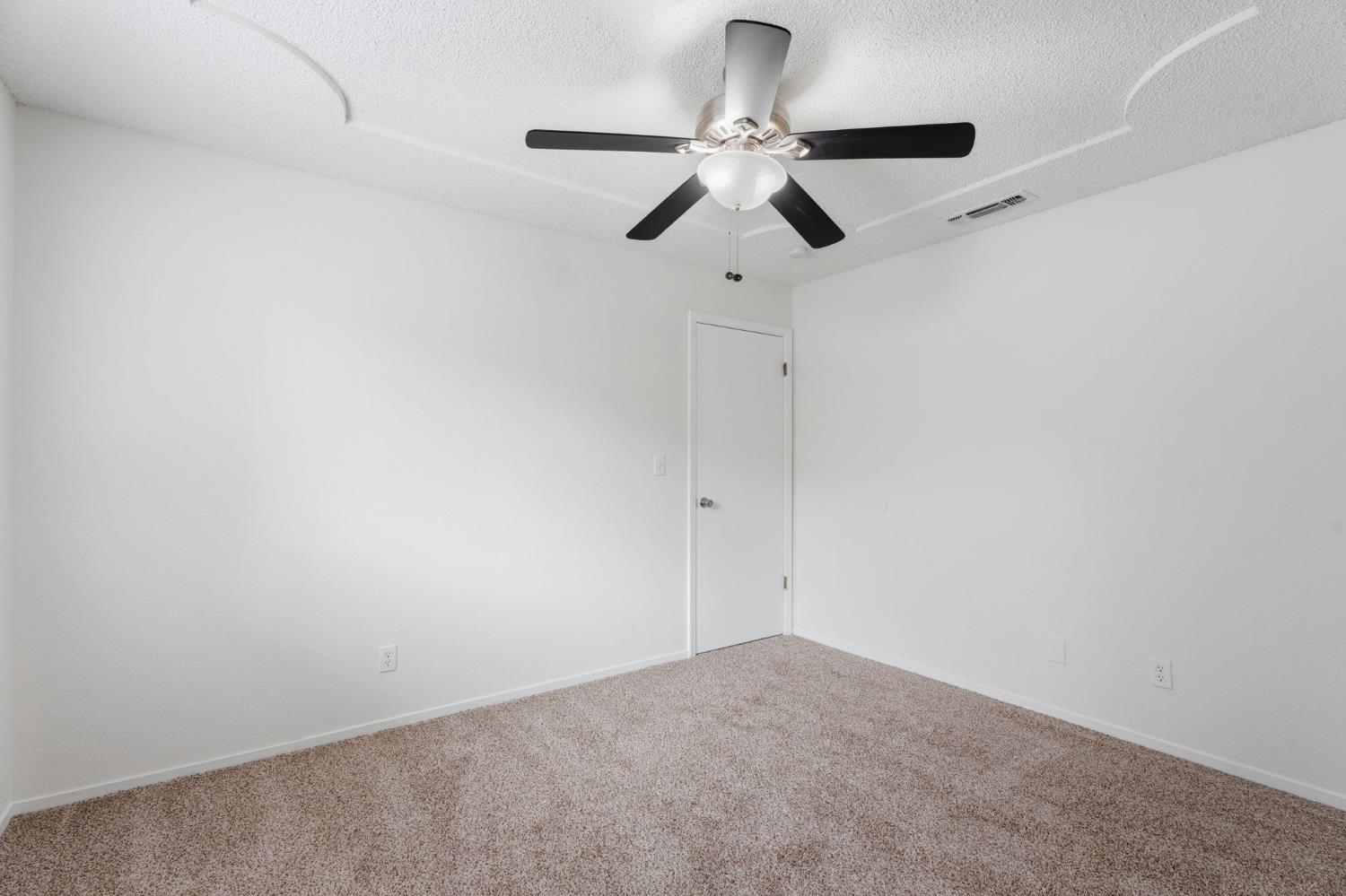 18839 Shell Dr, Madera, CA 93638