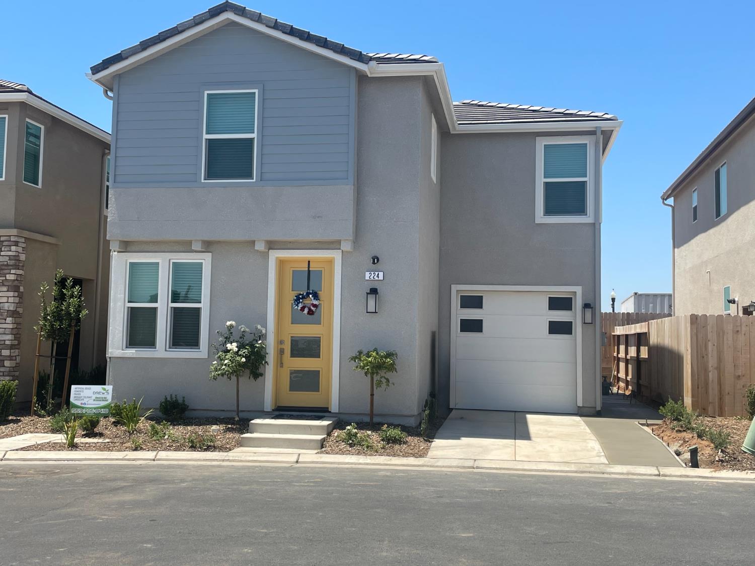 224 Arbor Dr S