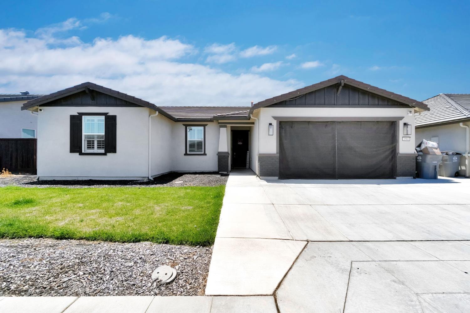 3586 White Sands Dr