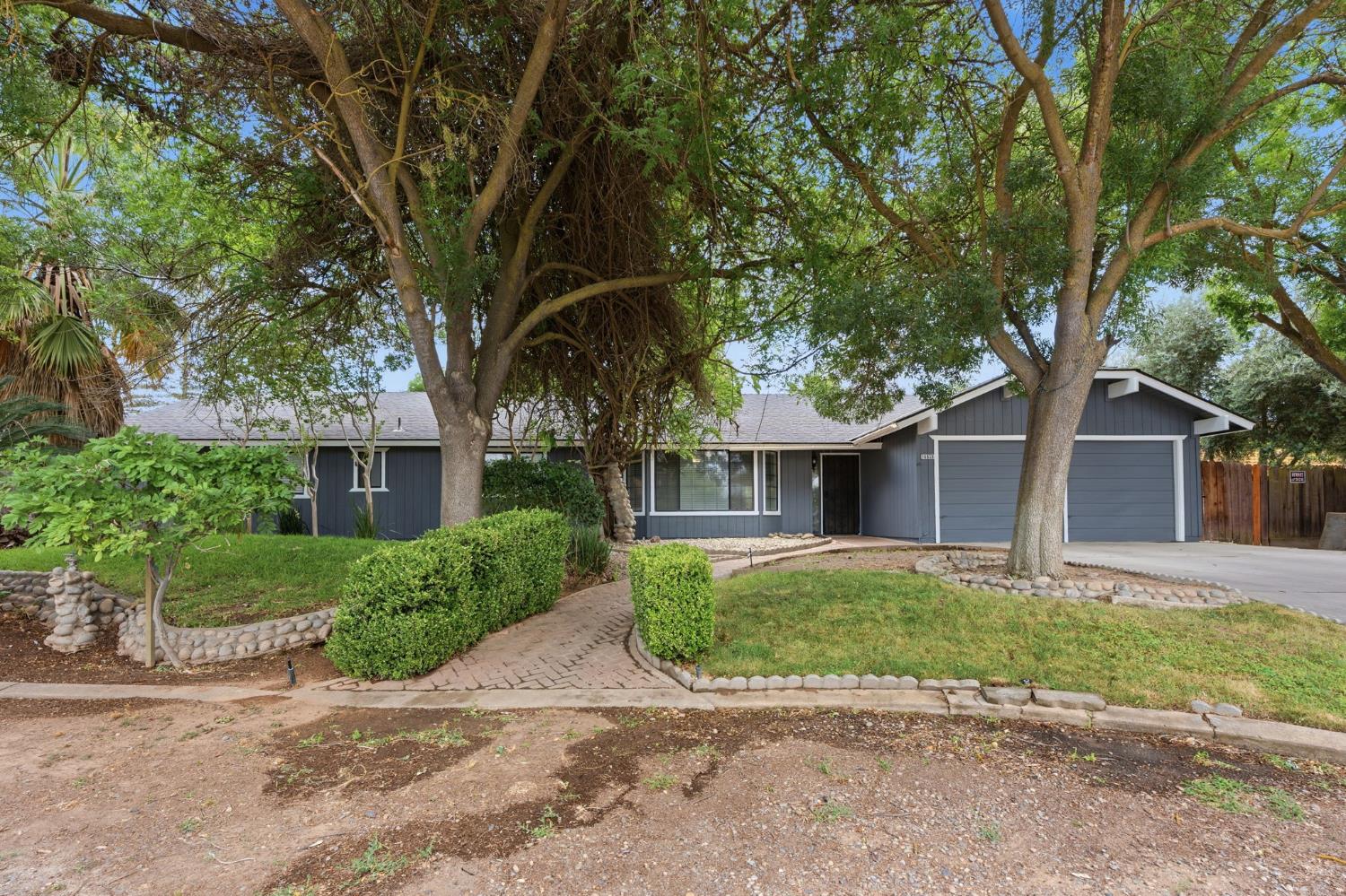18839 Shell Dr